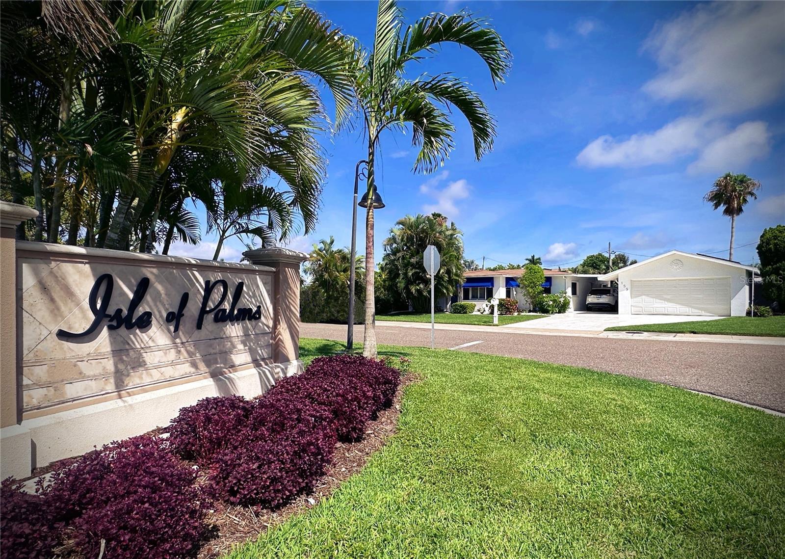 155 112th Ave #A, Treasure Island, FL 33706