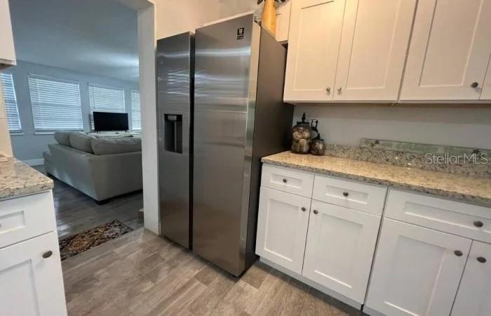 709 W Bayshore Dr, Tarpon Springs, FL 34689