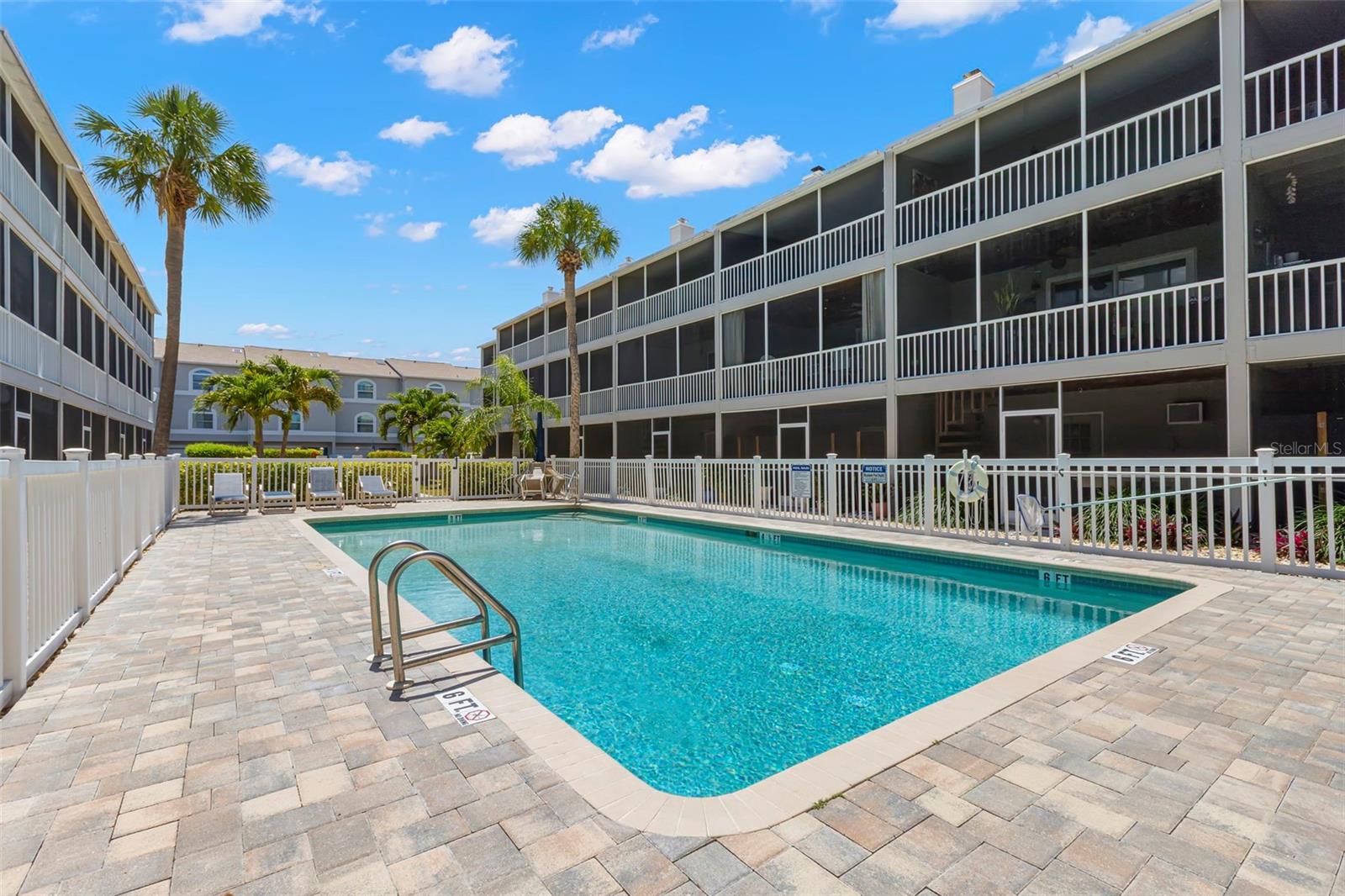 737 Pinellas Bayway S #308, St Petersburg, FL 33715