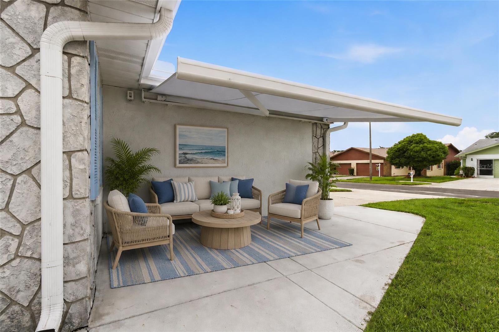 3271 Mcmath Dr, Palm Harbor, FL 34684