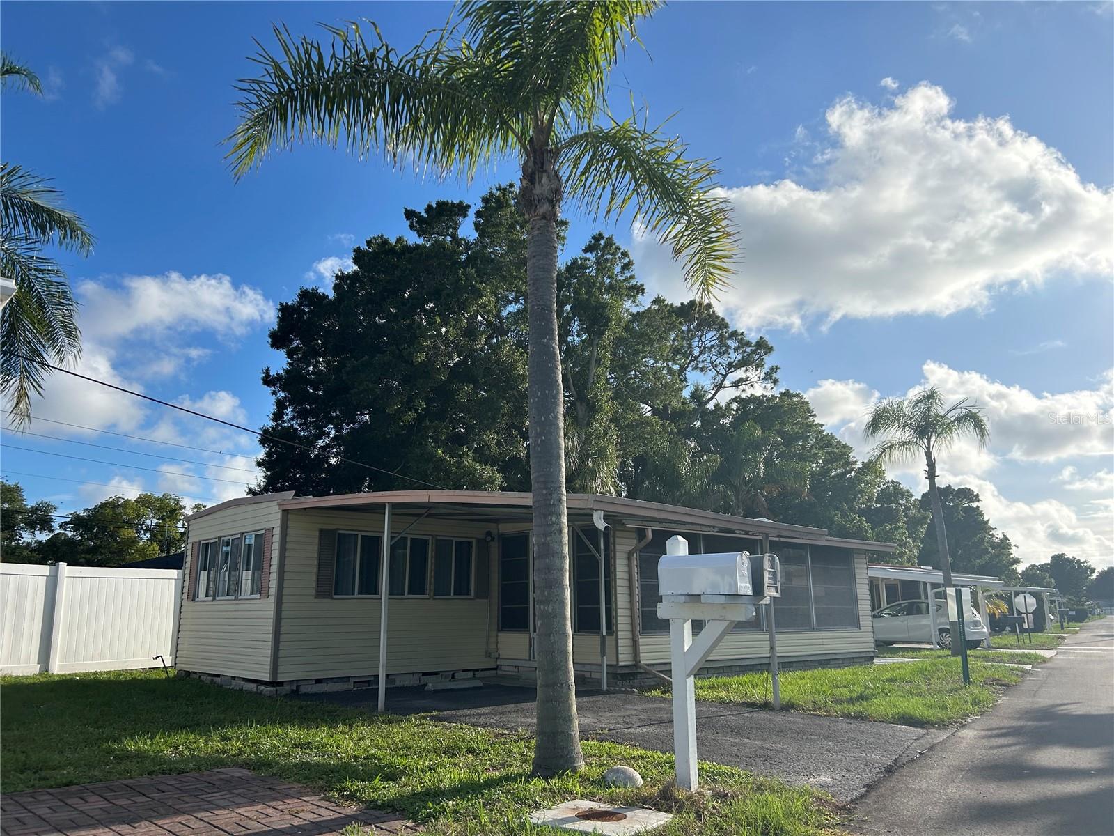 12674 Seminole Blvd #S18, Largo, FL 33778