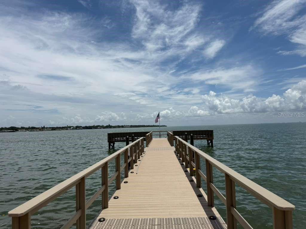 7432 Sunshine Skyway Ln S #206, St Petersburg, FL 33711
