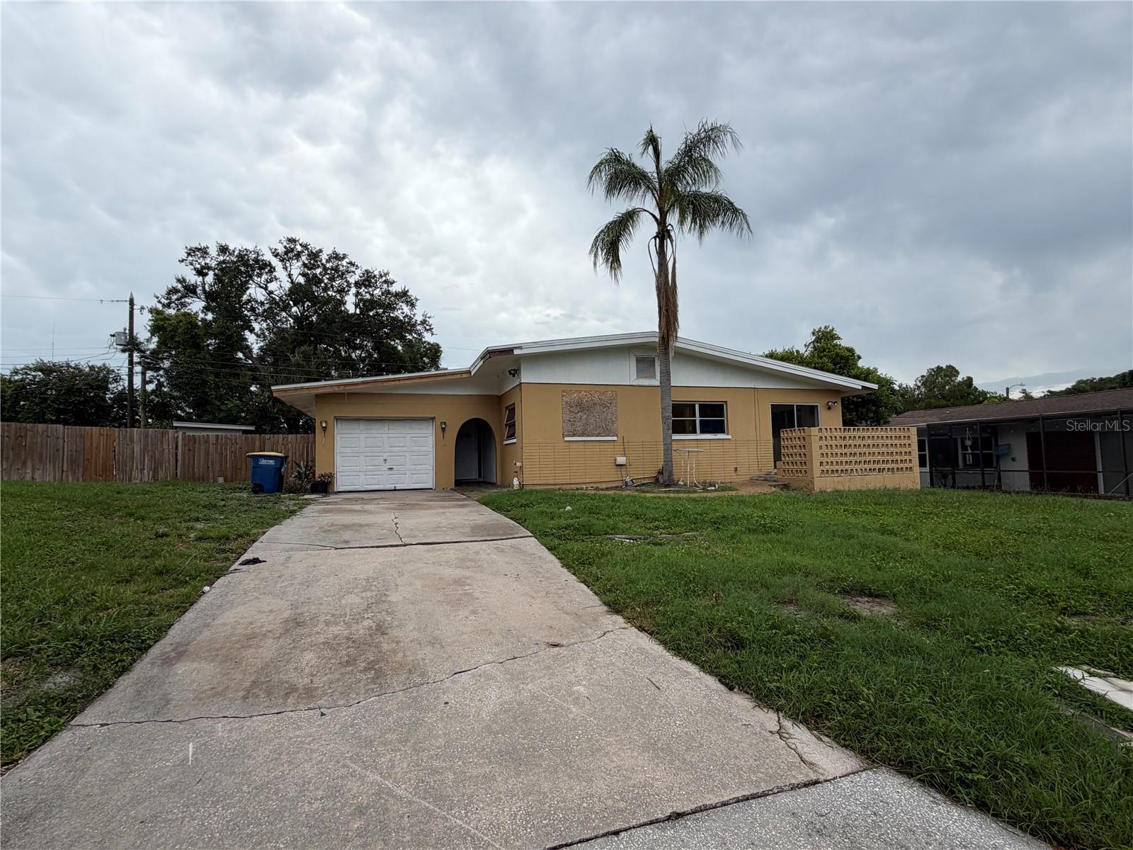 1330 Emily Ct, Clearwater, FL 33756