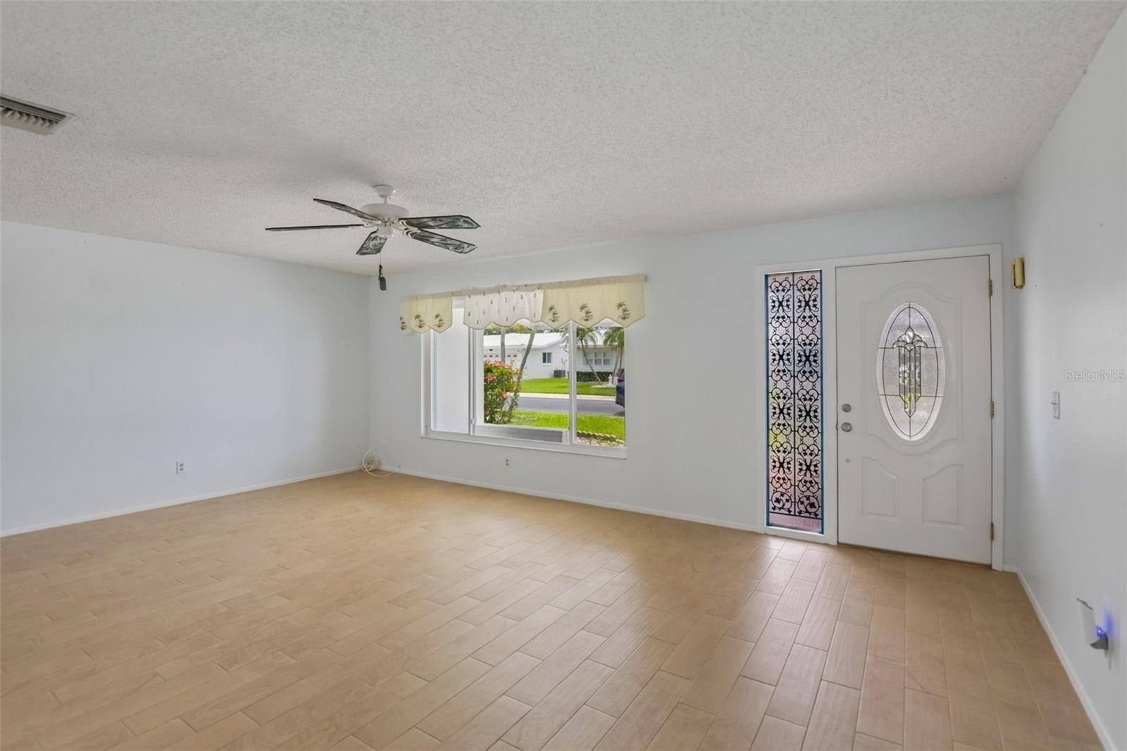 3549 98th Ave N, Pinellas Park, FL 33782