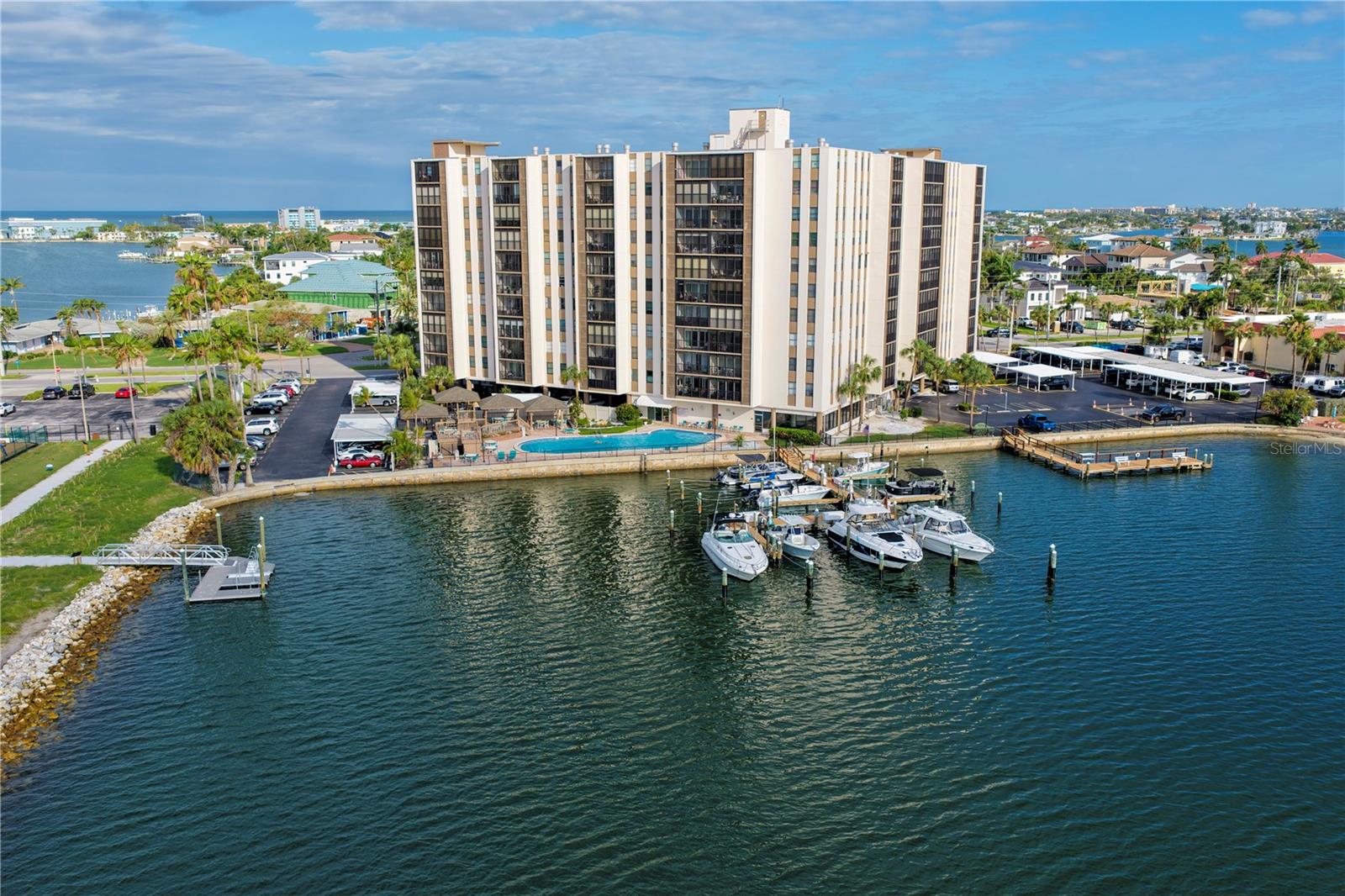 10355 Paradise Blvd #907, Treasure Island, FL 33706