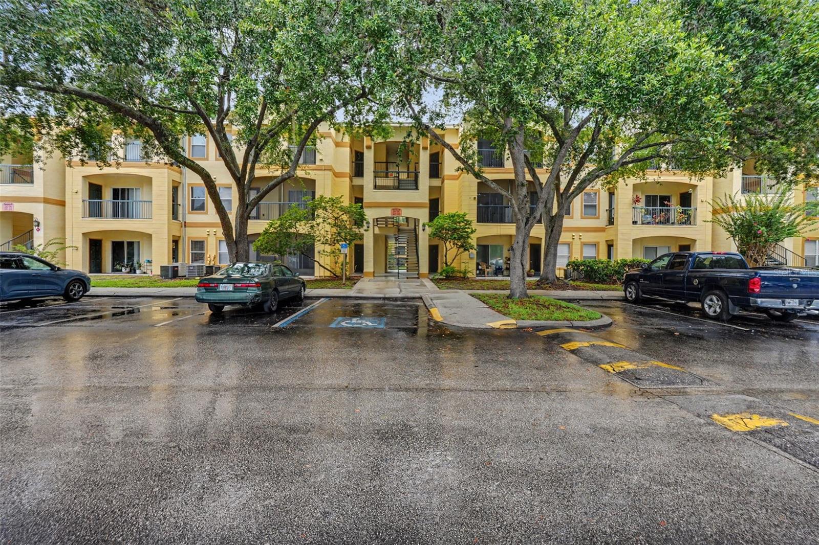 5602 Pinnacle Heights Cir #108, Tampa, FL 33624