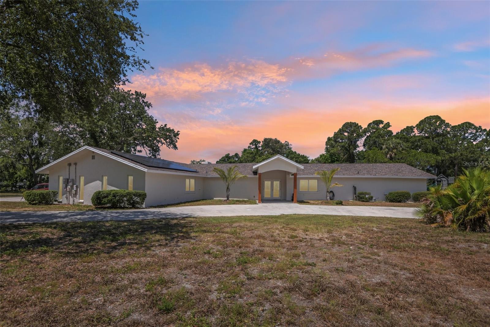 11295 131st St, Largo, FL 33774
