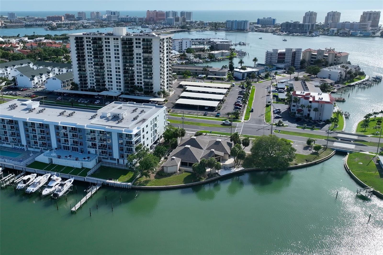 400 Island Way #1004, Clearwater Beach, FL 33767