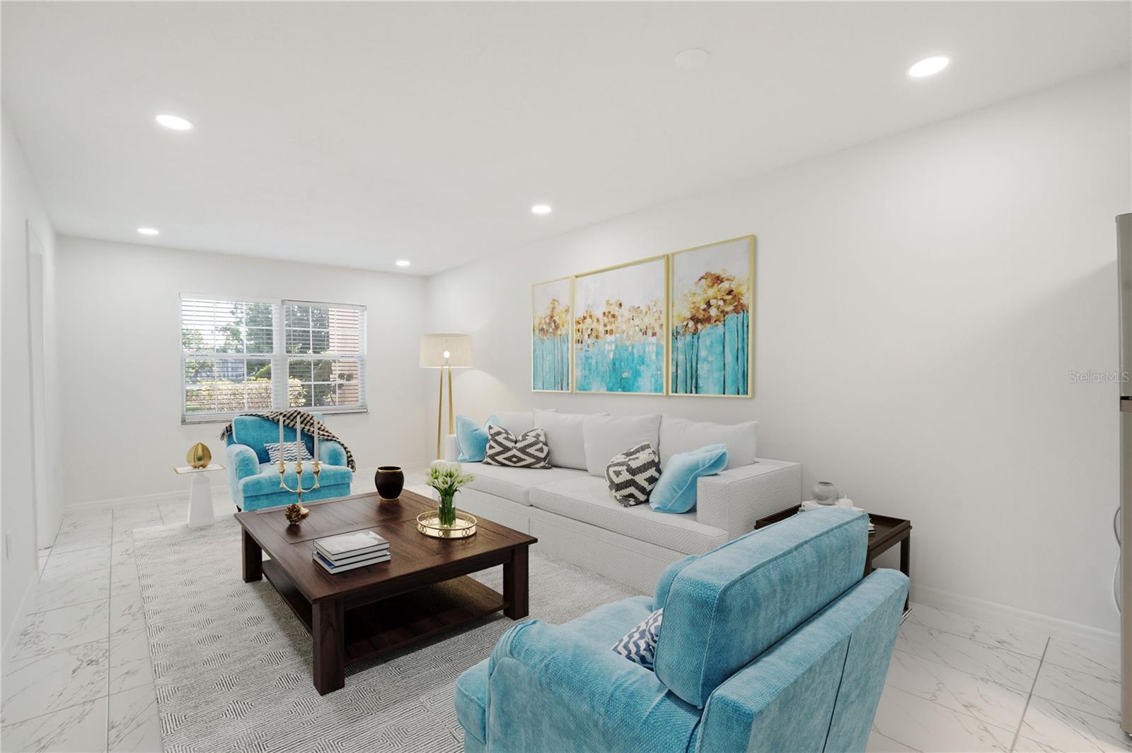 4013 Lake Bayshore Dr #107, Bradenton, FL 34205