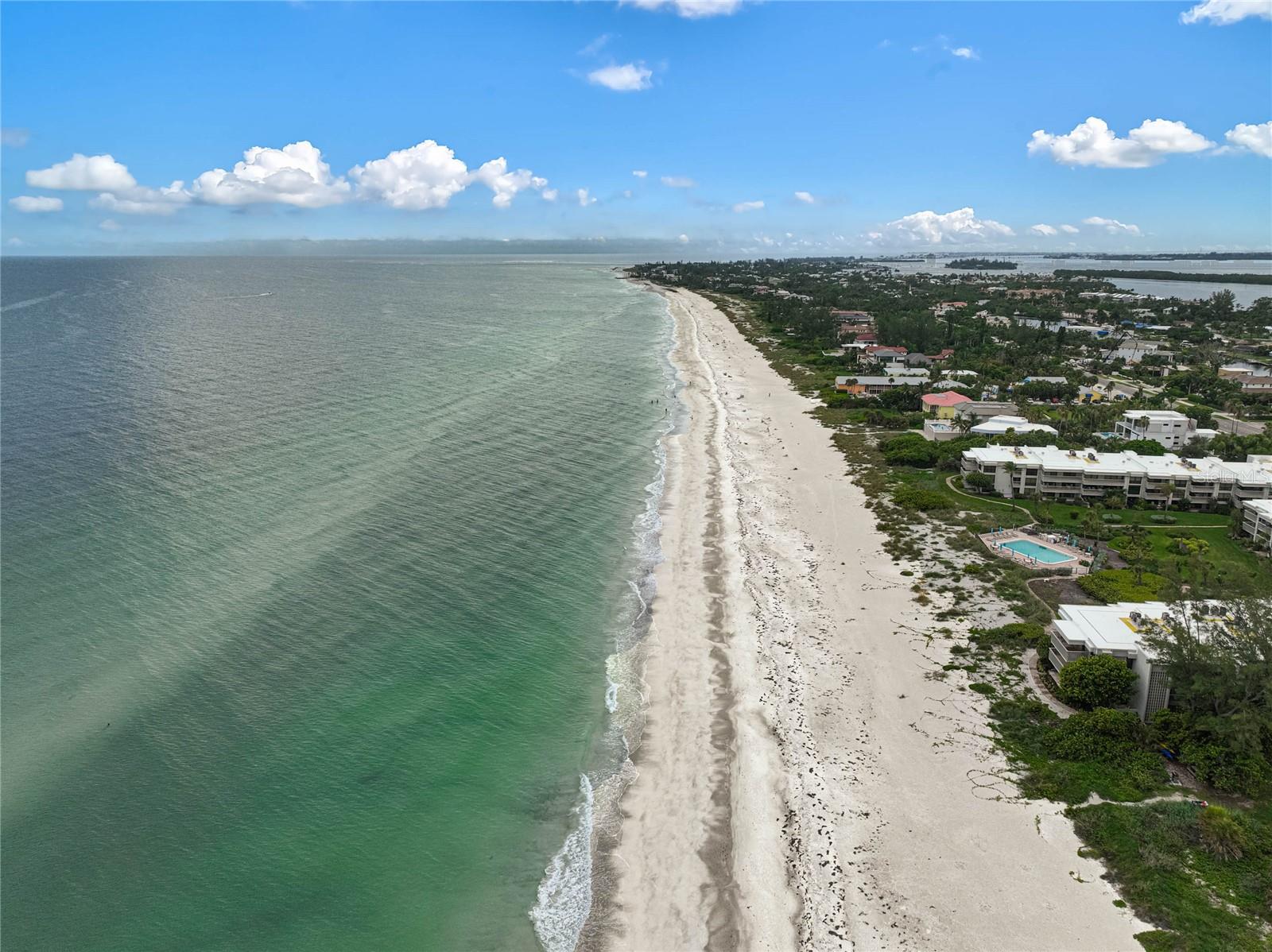 508 Forest Way, Longboat Key, FL 34228