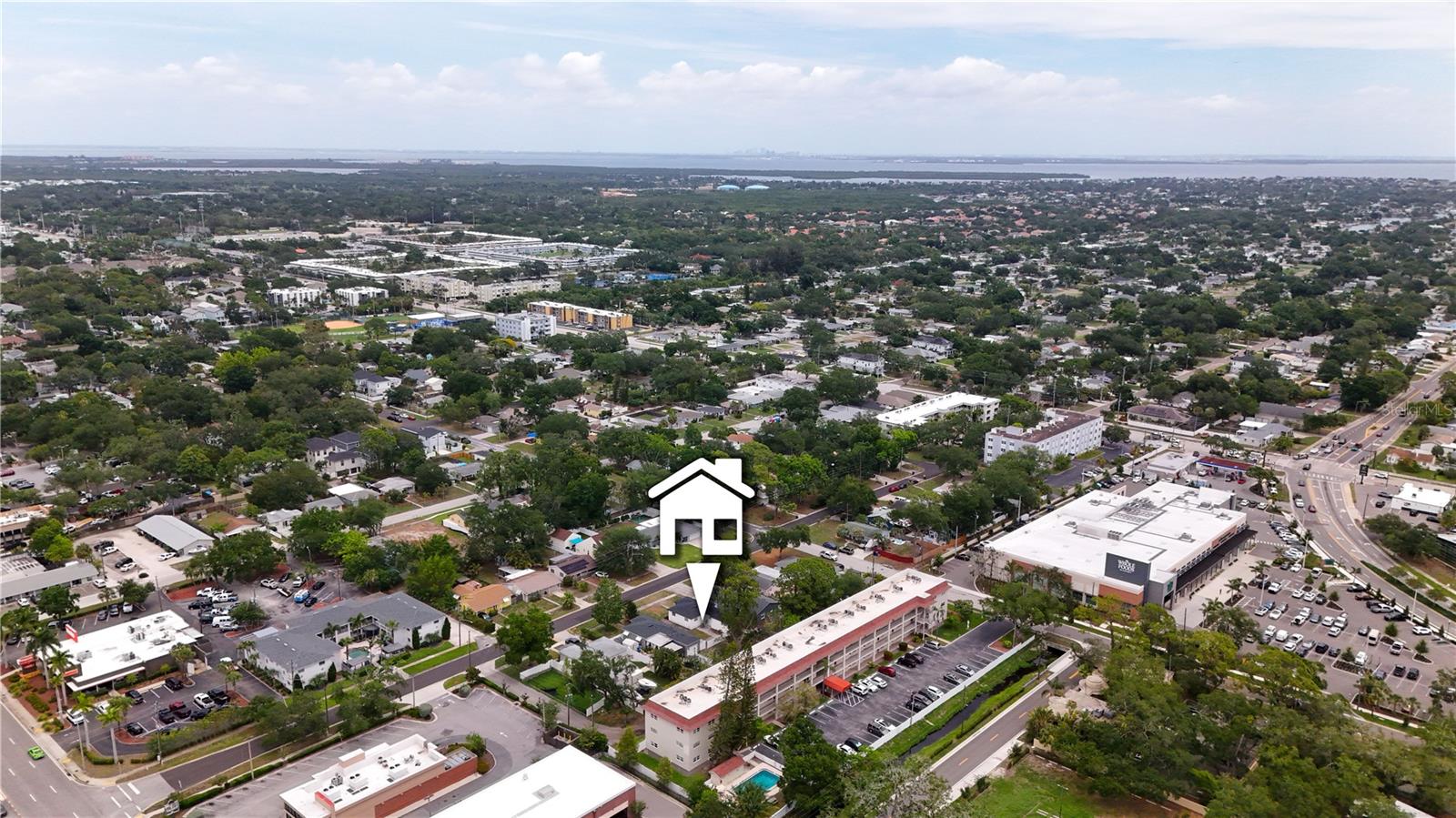 326 41st Ave N, St Petersburg, FL 33703