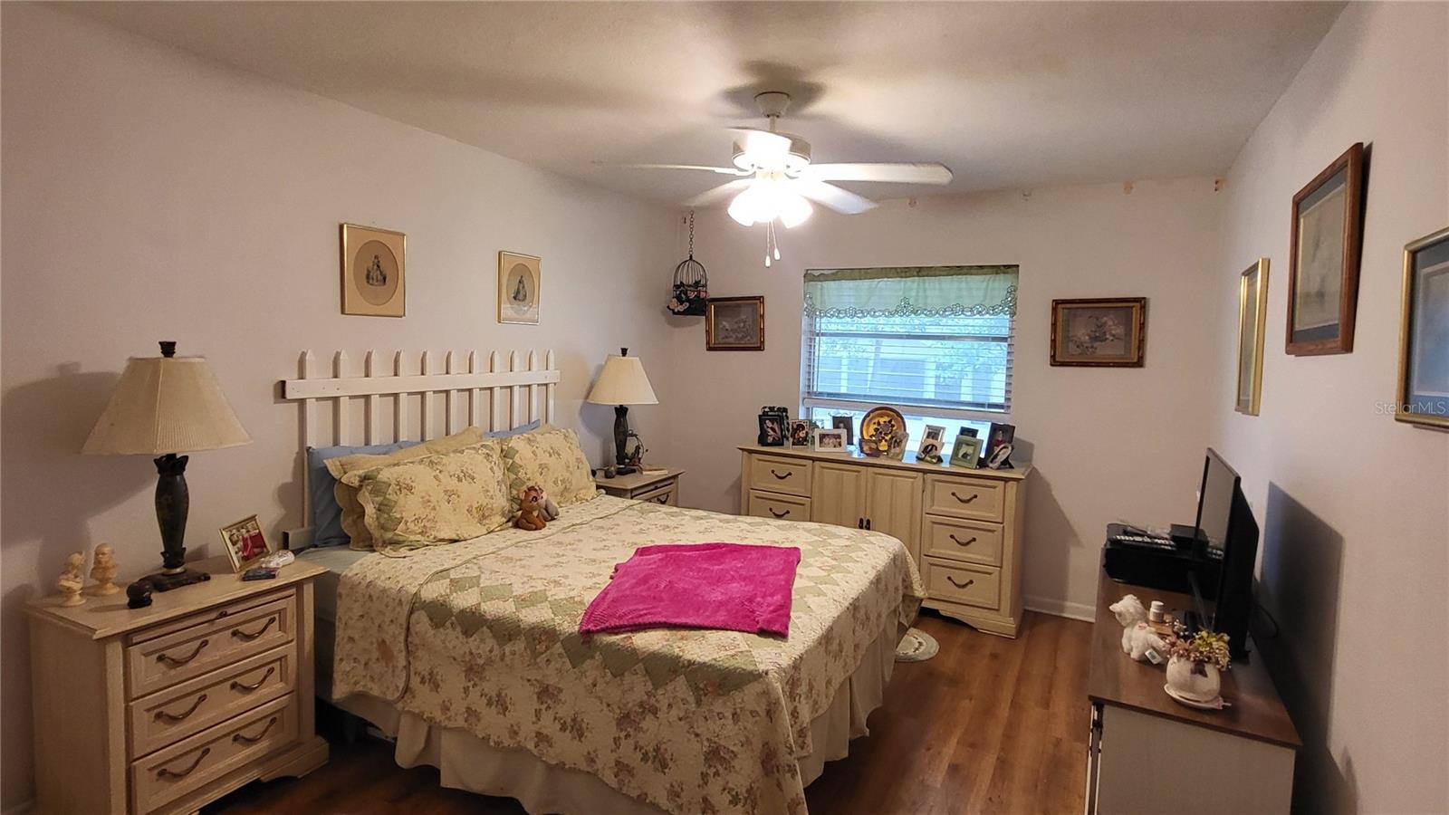 1421 Normandy Park Dr #4, Clearwater, FL 33756