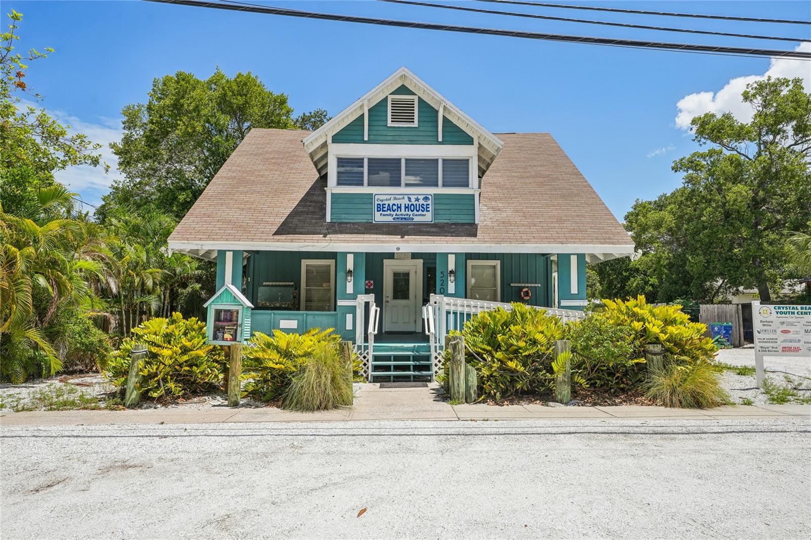 416 Tennessee Ave, Crystal Beach, FL 34681