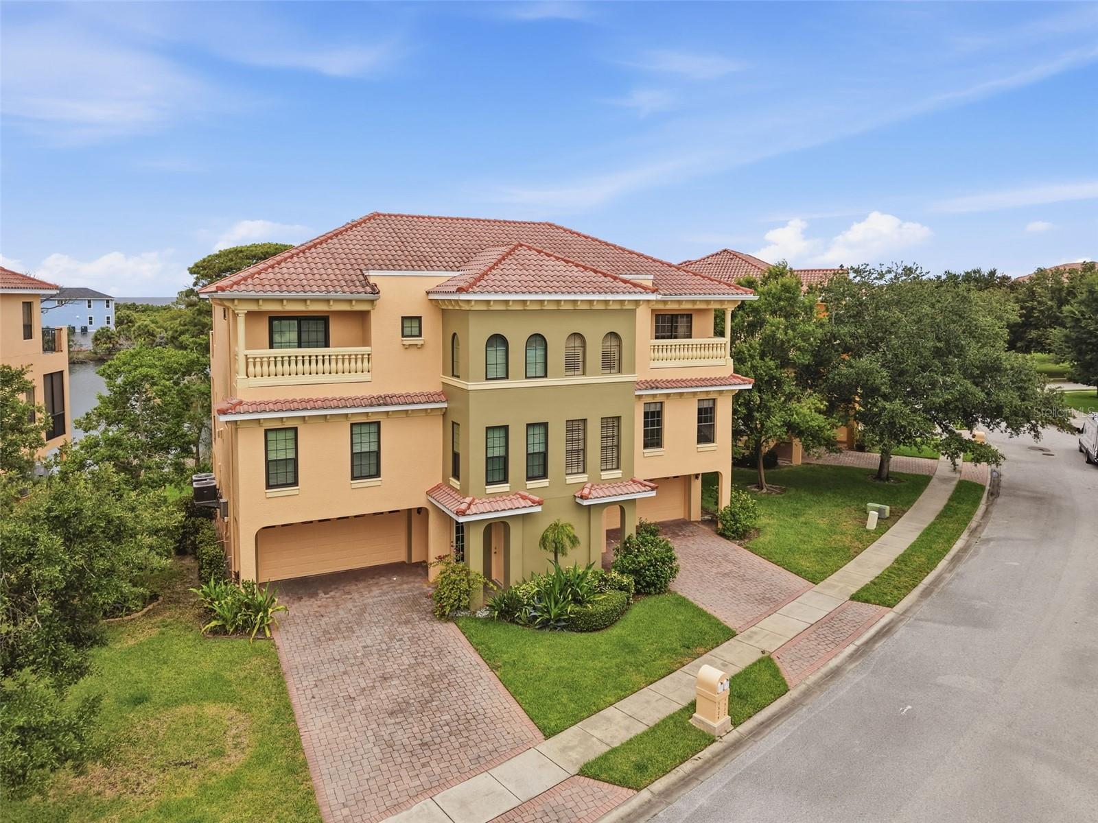 1532 Citrine Trl, Tarpon Springs, FL 34689