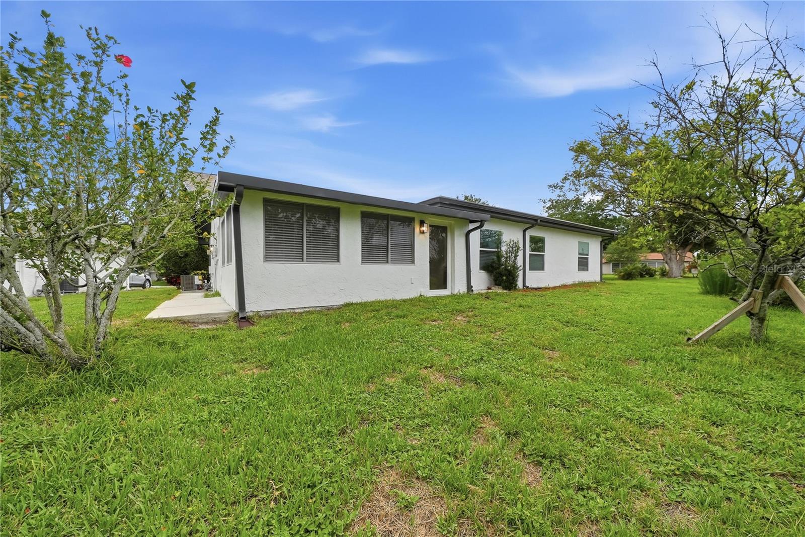 3280 Skene Ter, Palm Harbor, FL 34684