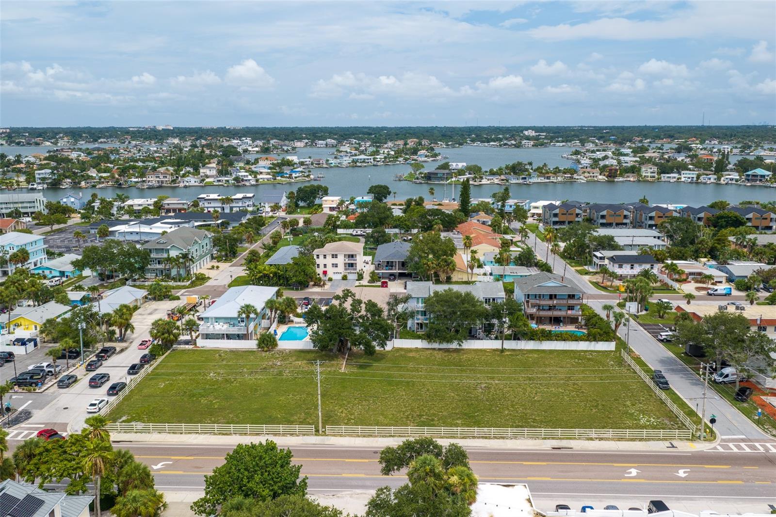2300 Gulf Blvd, Indian Rocks Beach, FL 33785