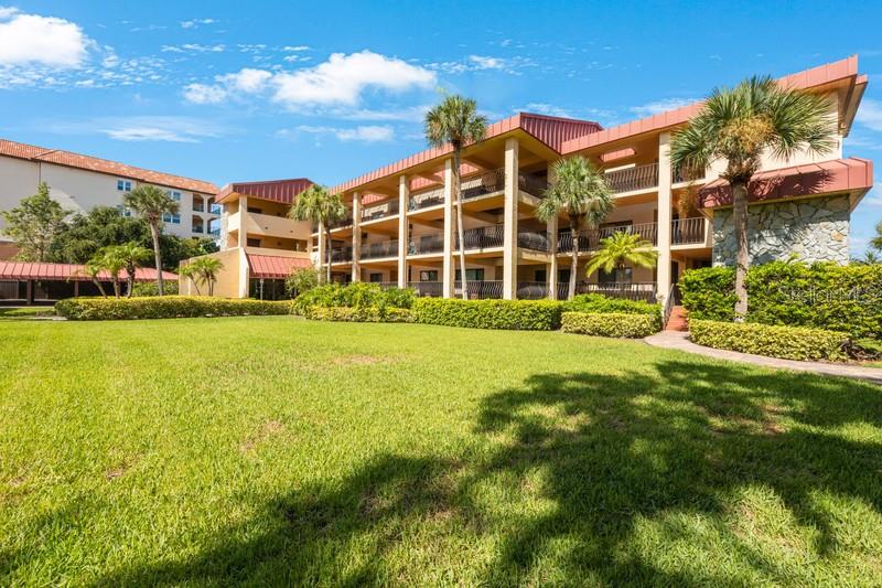 1060 Pinellas Bayway S #103, St Petersburg, FL 33715