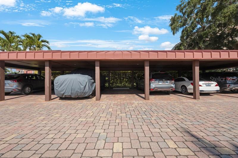 1060 Pinellas Bayway S #103, St Petersburg, FL 33715