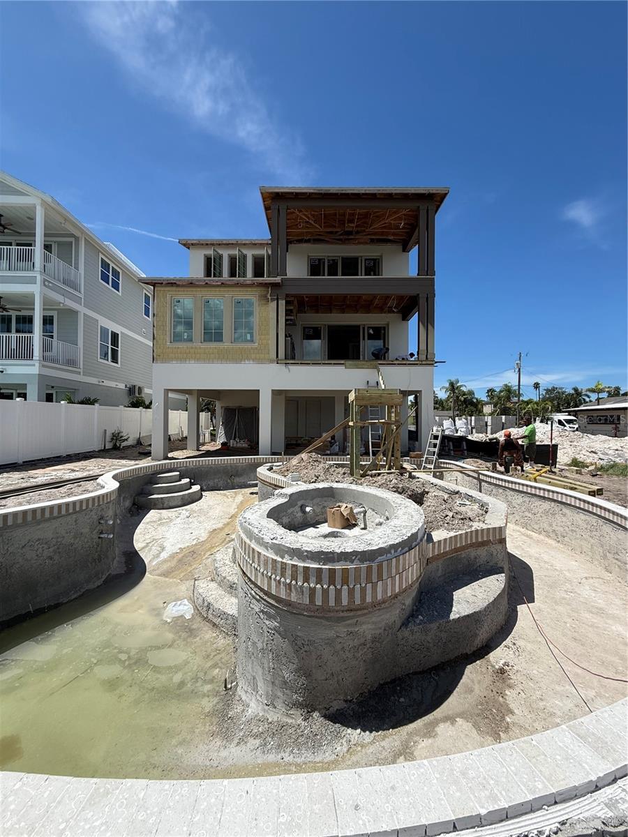 1213 Bay Shore Blvd, Indian Rocks Beach, FL 33785