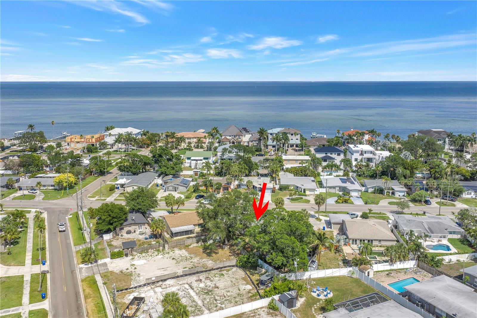 4030 Overlook Dr NE, St Petersburg, FL 33703