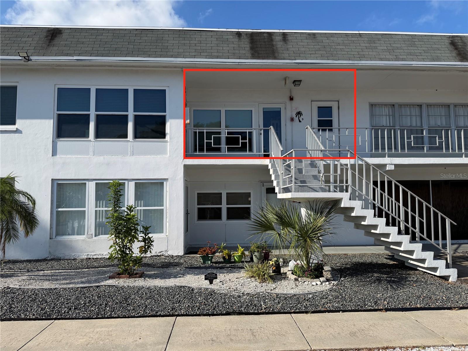 1221 Drew St #D9, Clearwater, FL 33755