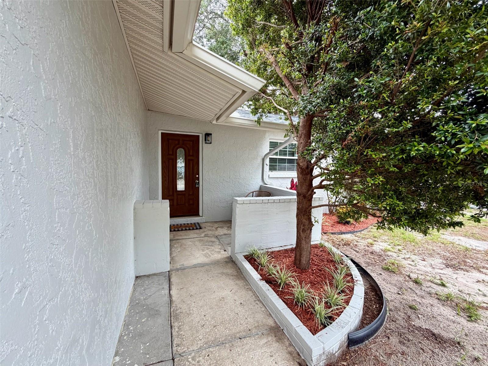 6945 Orkney Ave N, St Petersburg, FL 33709