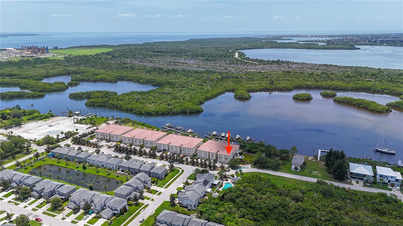 1008 Paseo Del Rio NE, St Petersburg, FL 33702