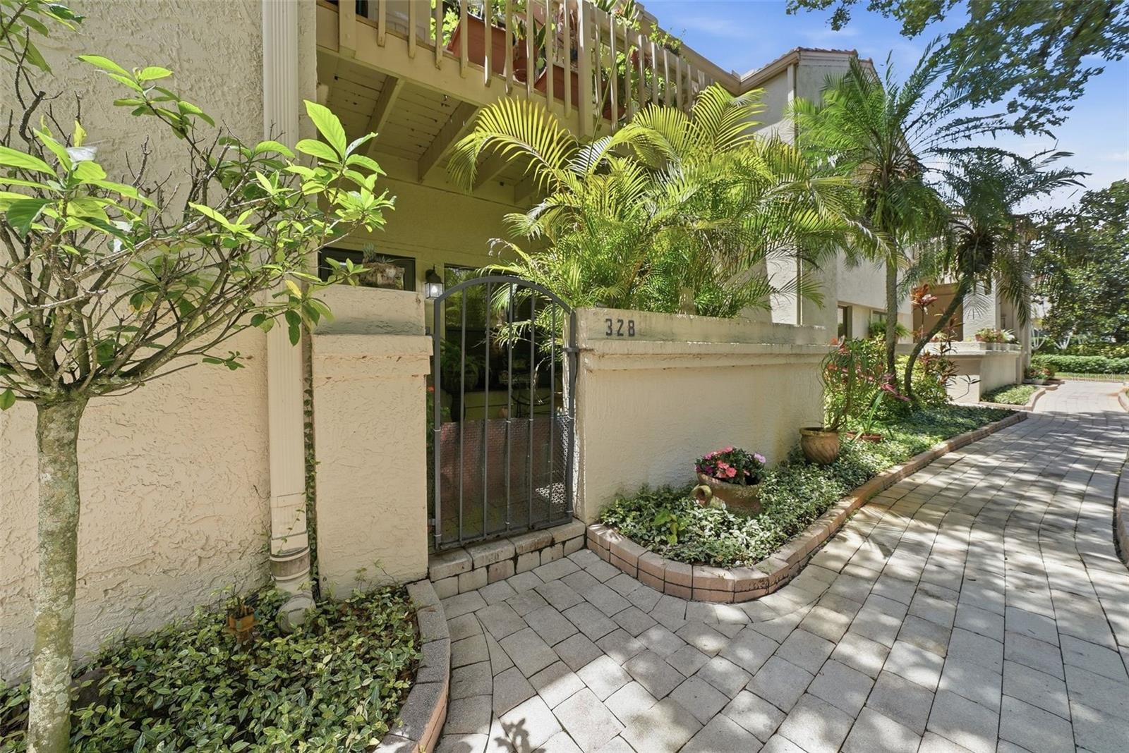 328 Los Prados Dr #328, Safety Harbor, FL 34695