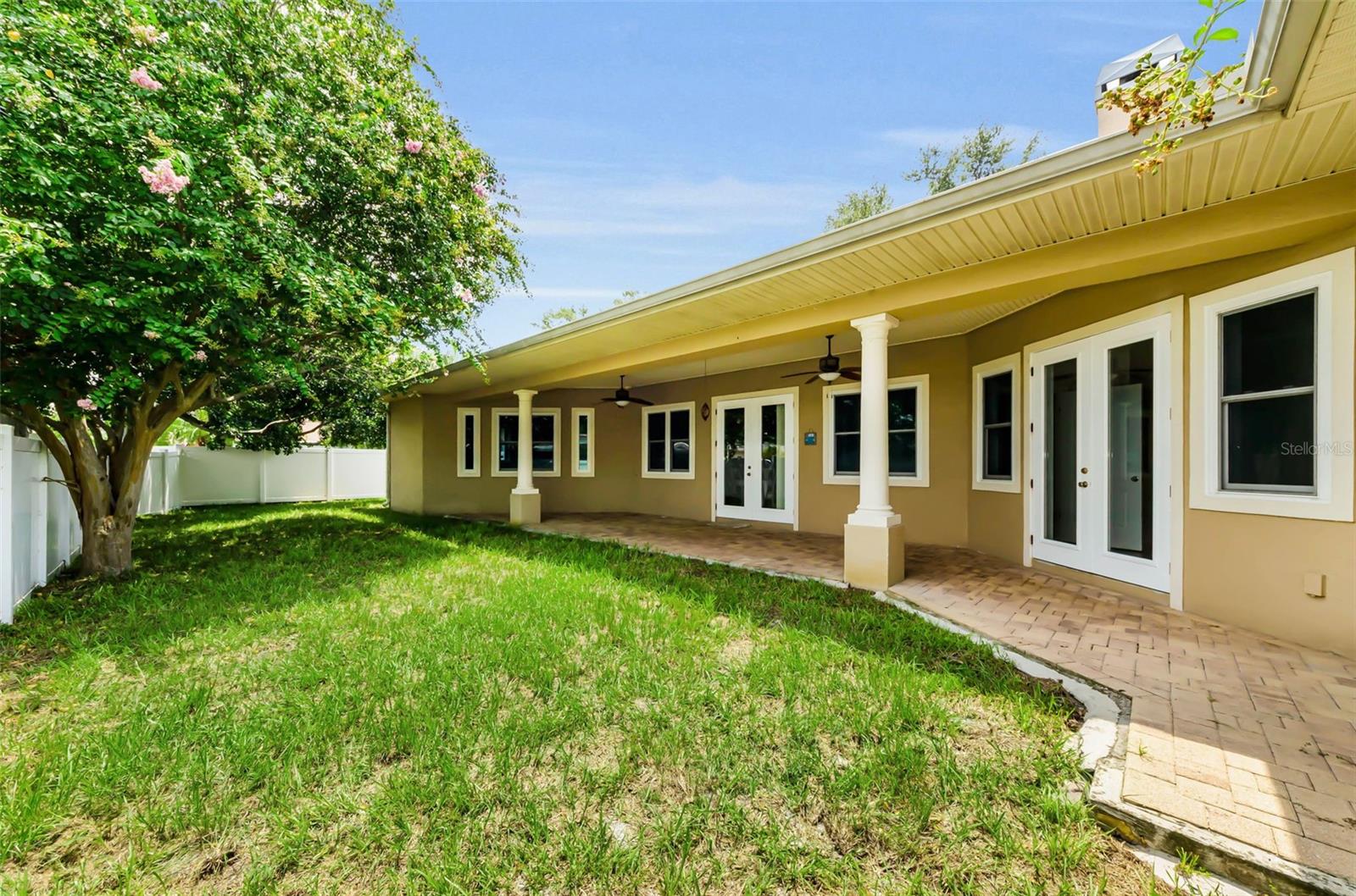 1888 Bugle Ln, Clearwater, FL 33764