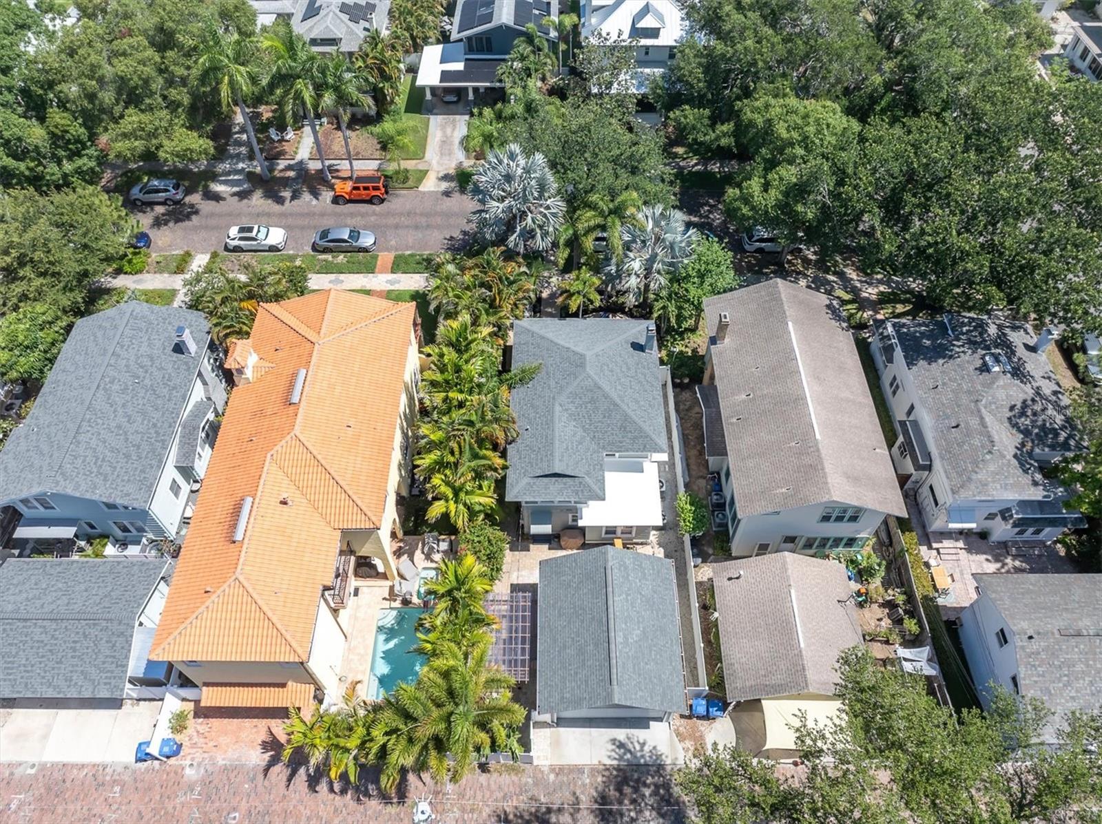 248 14th Ave NE, St Petersburg, FL 33701