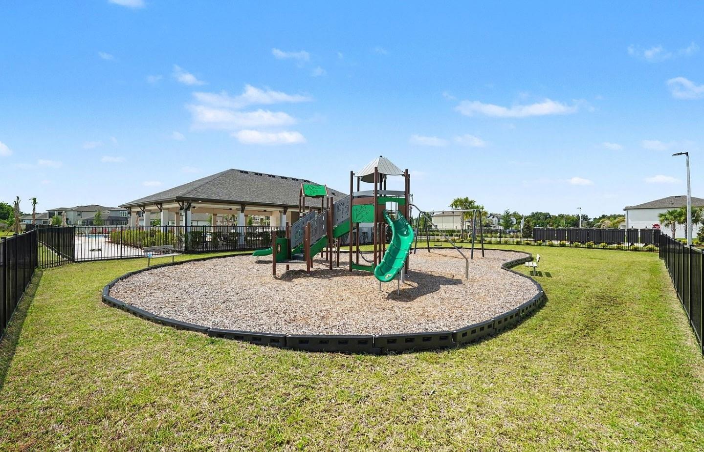 2950 Adams Cross Dr, Zephyrhills, FL 33540