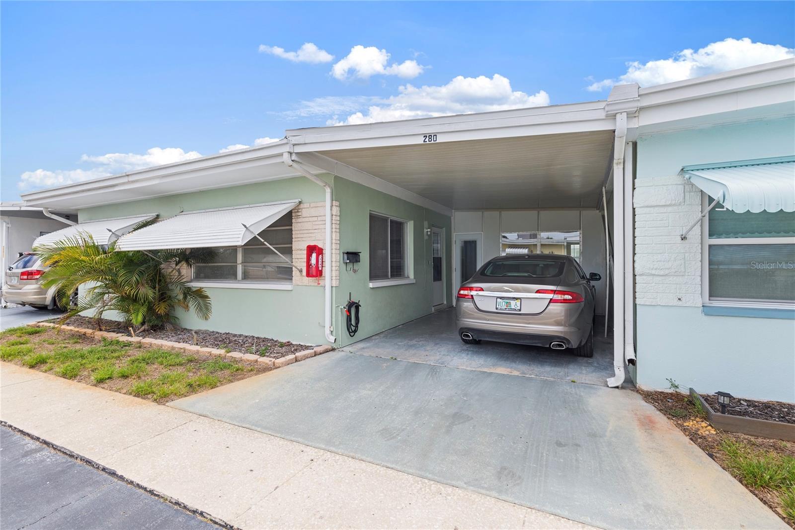 250 Rosery Rd NW #280, Largo, FL 33770
