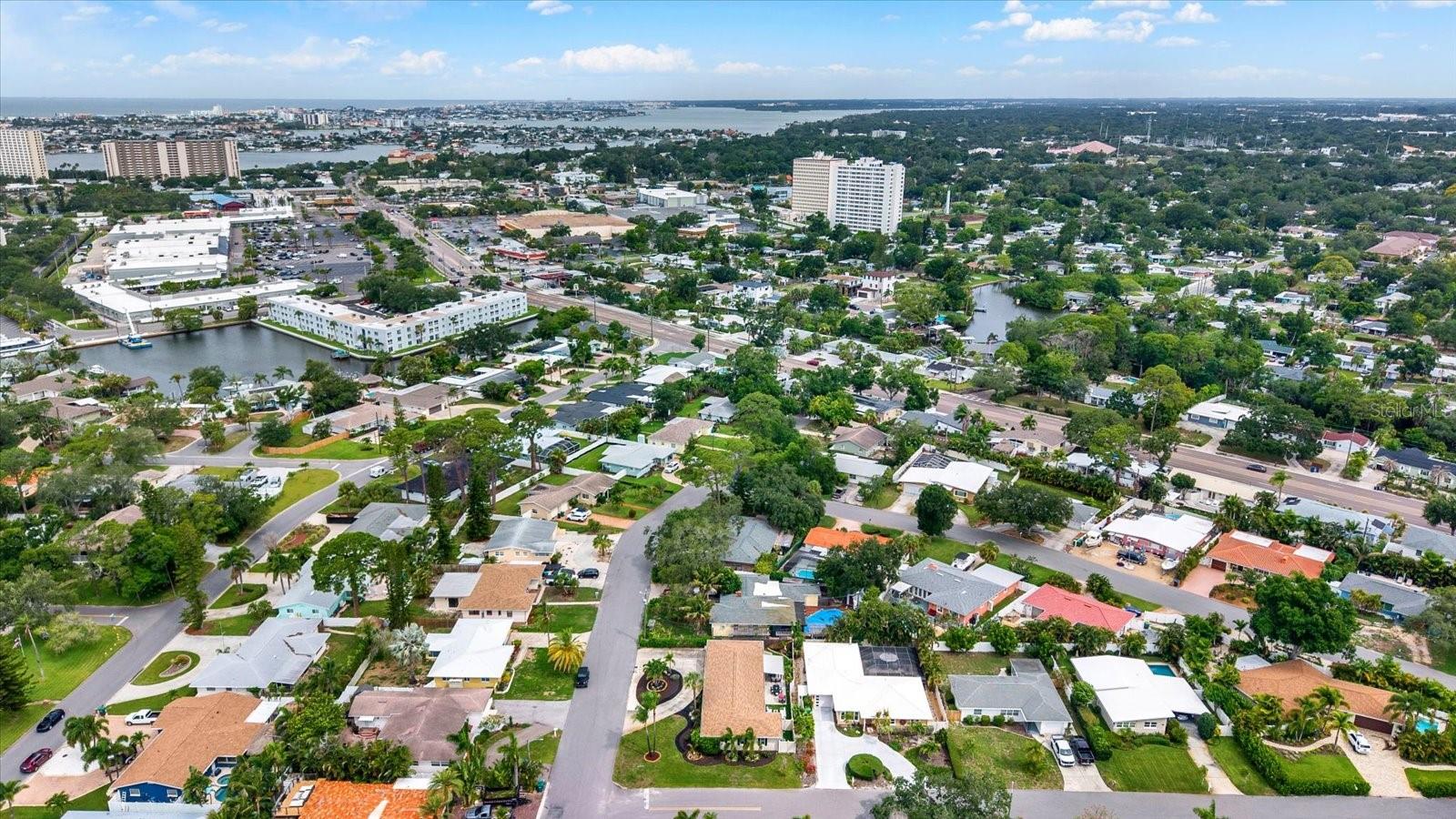 1308 Marion Dr S, St Petersburg, FL 33707