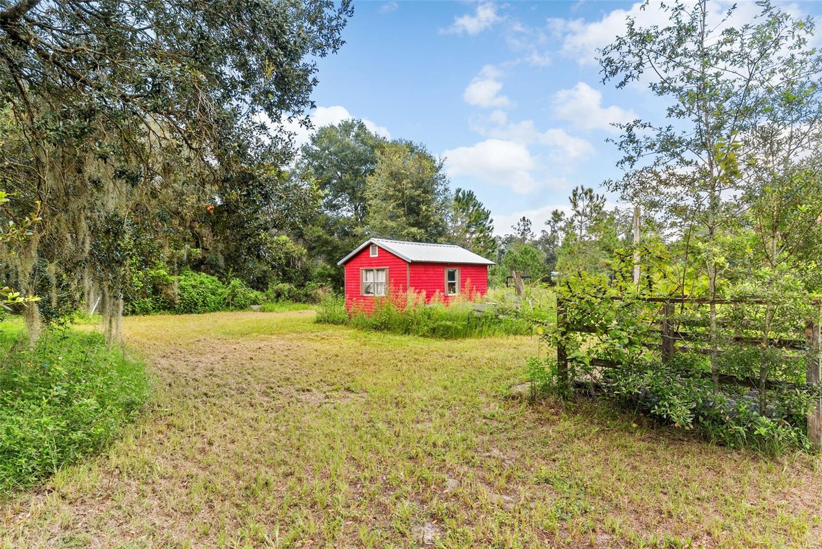 13621 Mcintosh Rd, Thonotosassa, FL 33592
