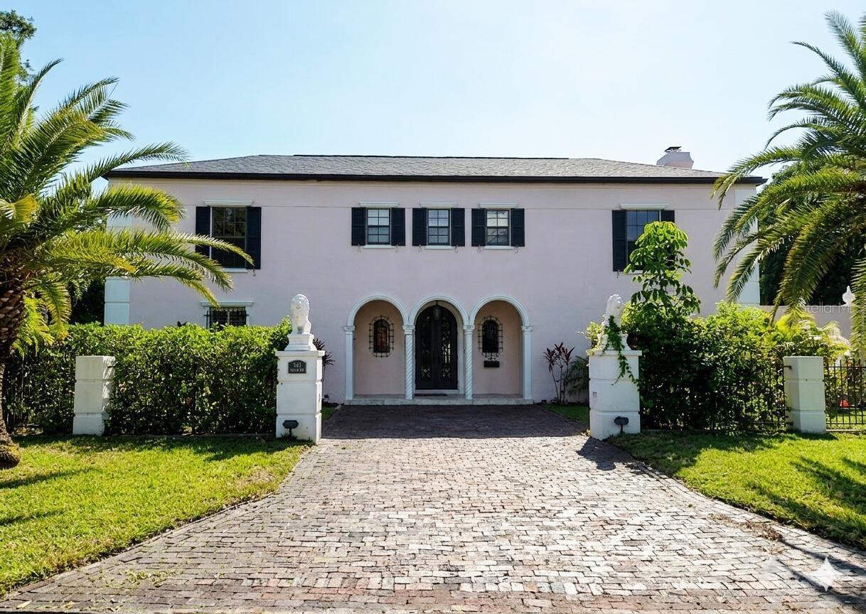 411 72nd St S, St Petersburg, FL 33707