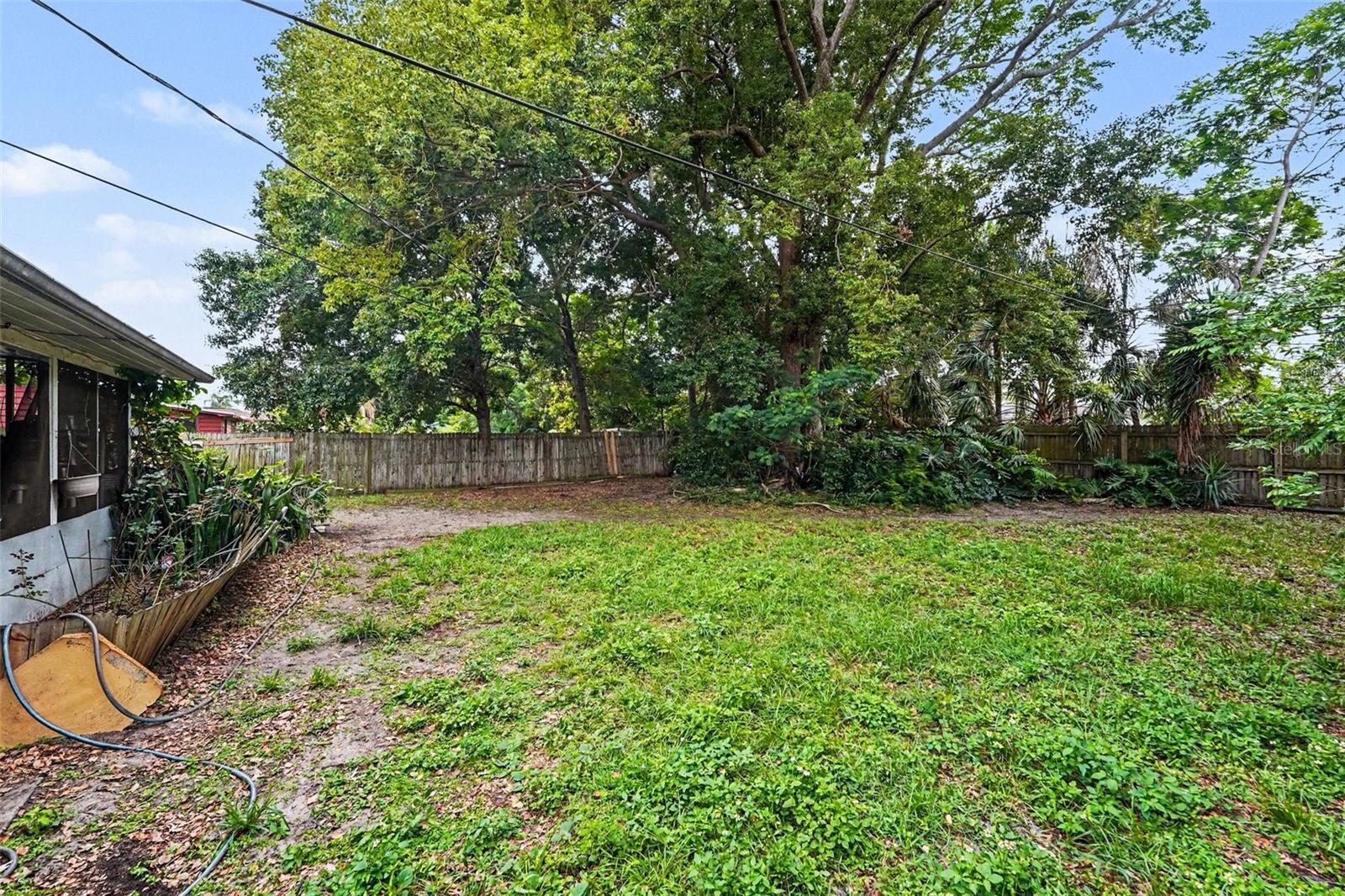 110 N Jupiter Ave, Clearwater, FL 33755