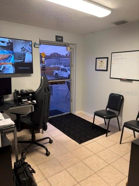 6170 54th Ave N, Kenneth City, FL 33709