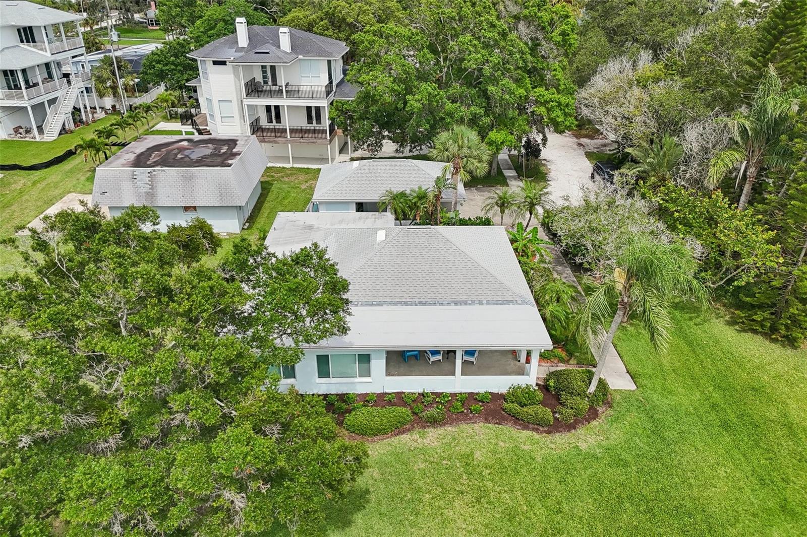 610 Indiana Ave, Crystal Beach, FL 34681