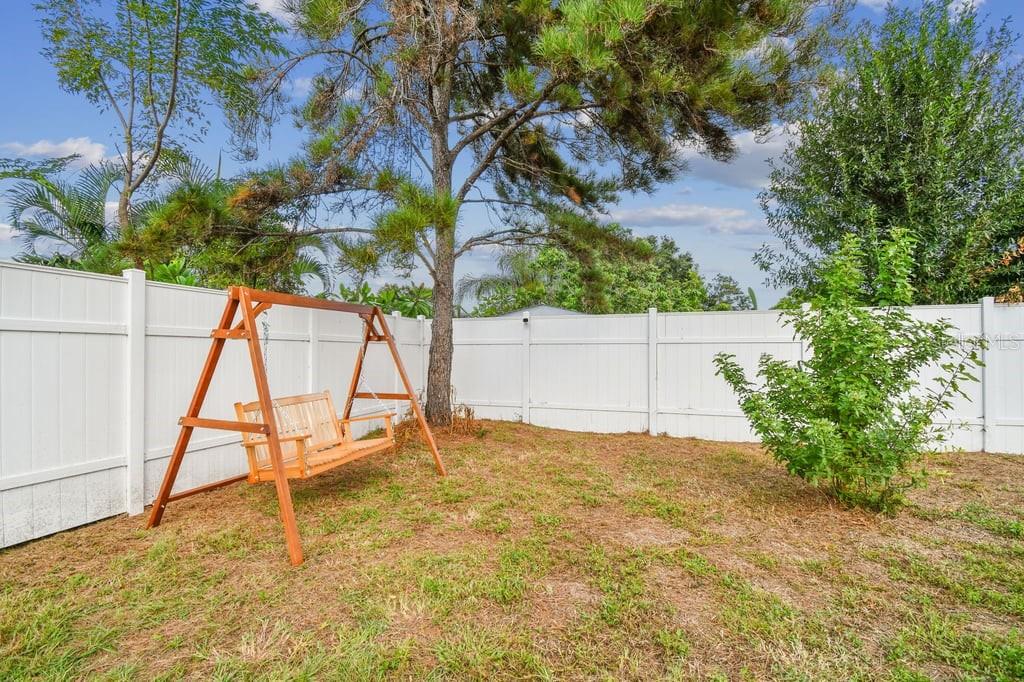 6551 S West Shore Cir, Tampa, FL 33616