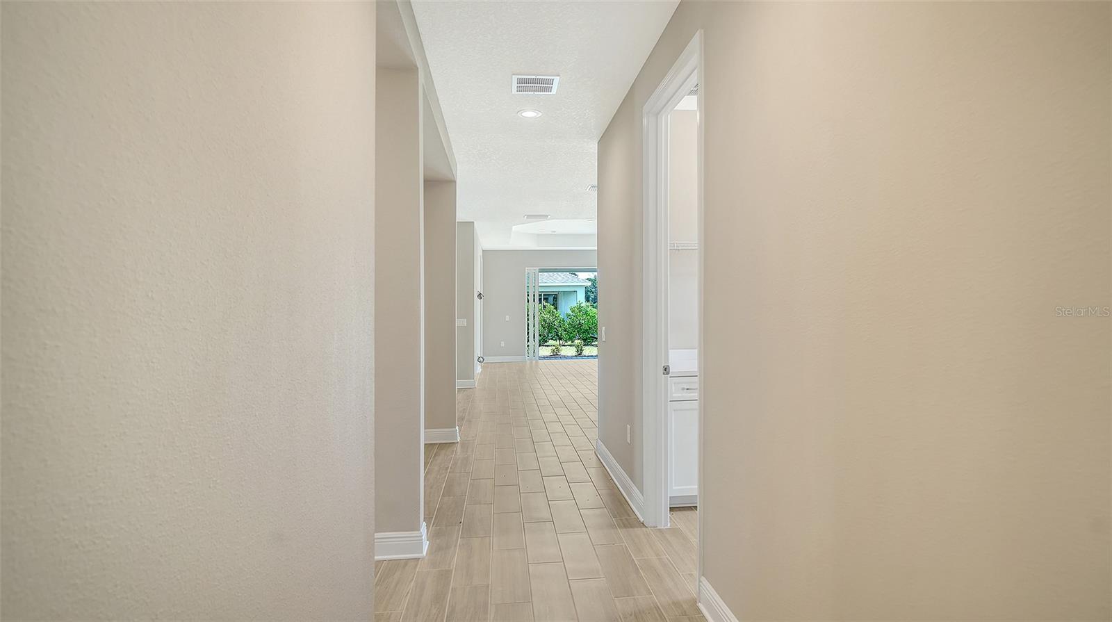 10026 Cross River Trl, Parrish, FL 34219