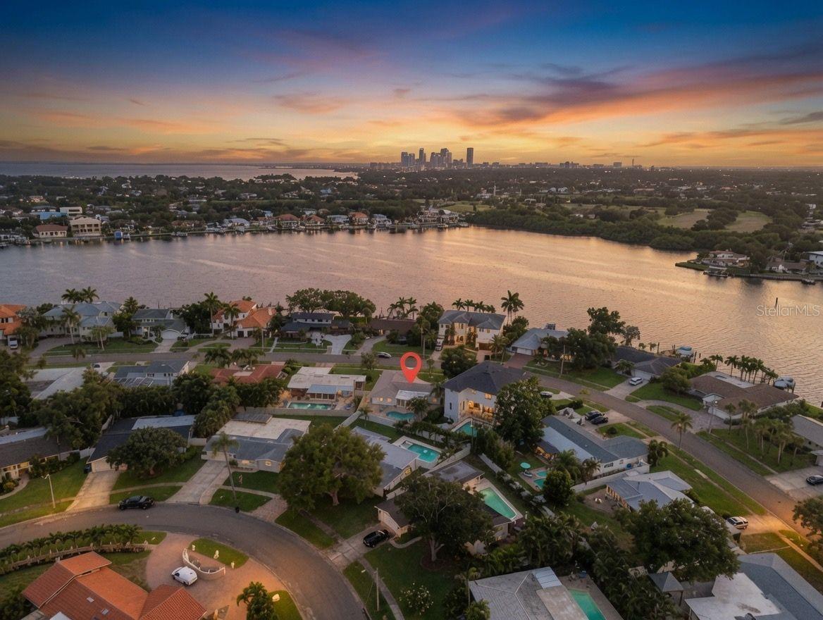 1022 Eden Isle Dr NE, St Petersburg, FL 33704