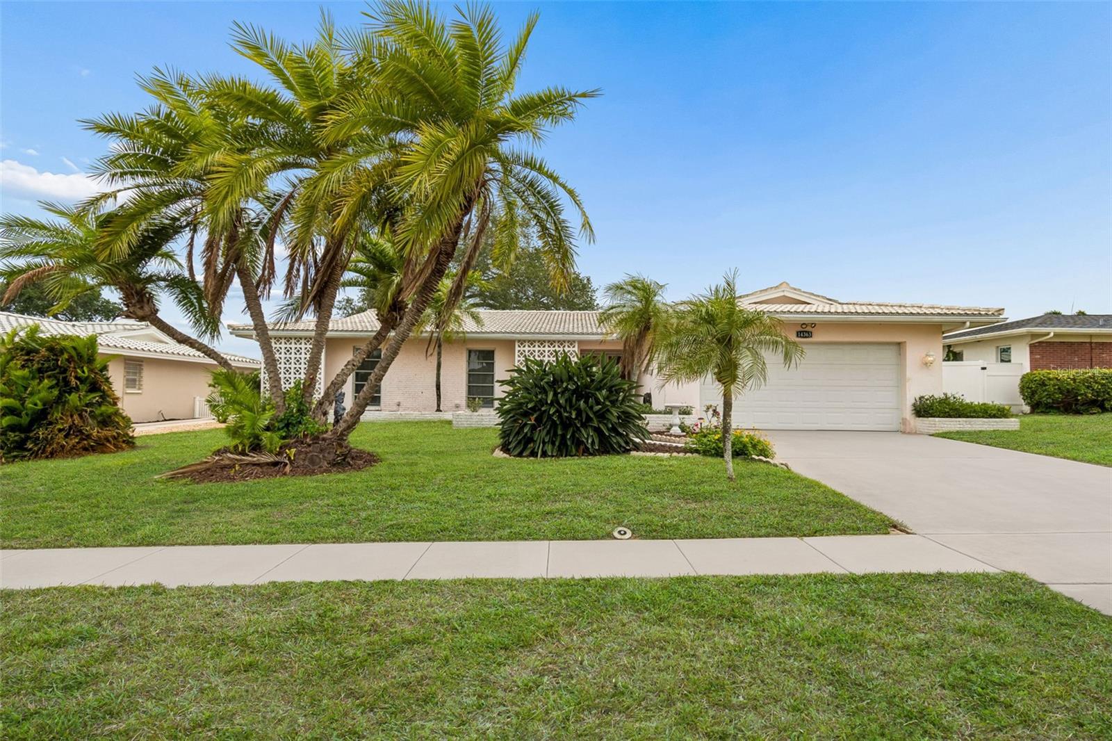 14363 Neptune Rd, Seminole, FL 33776