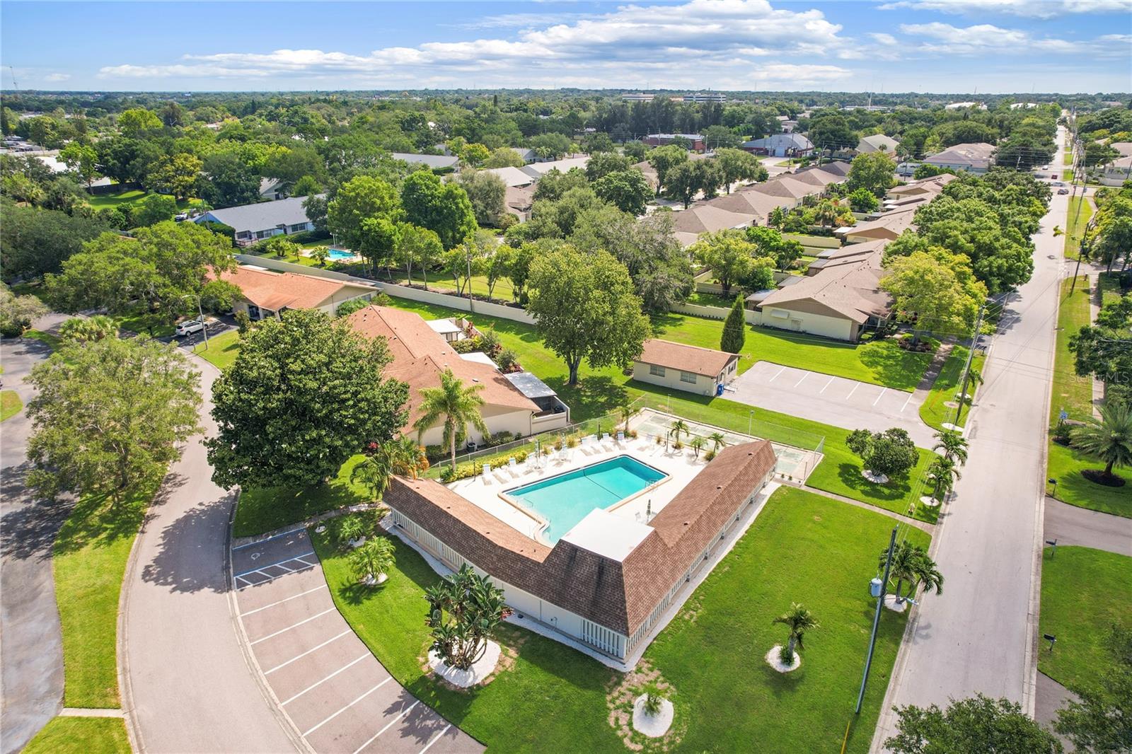 2220 Marshall Dr, Dunedin, FL 34698