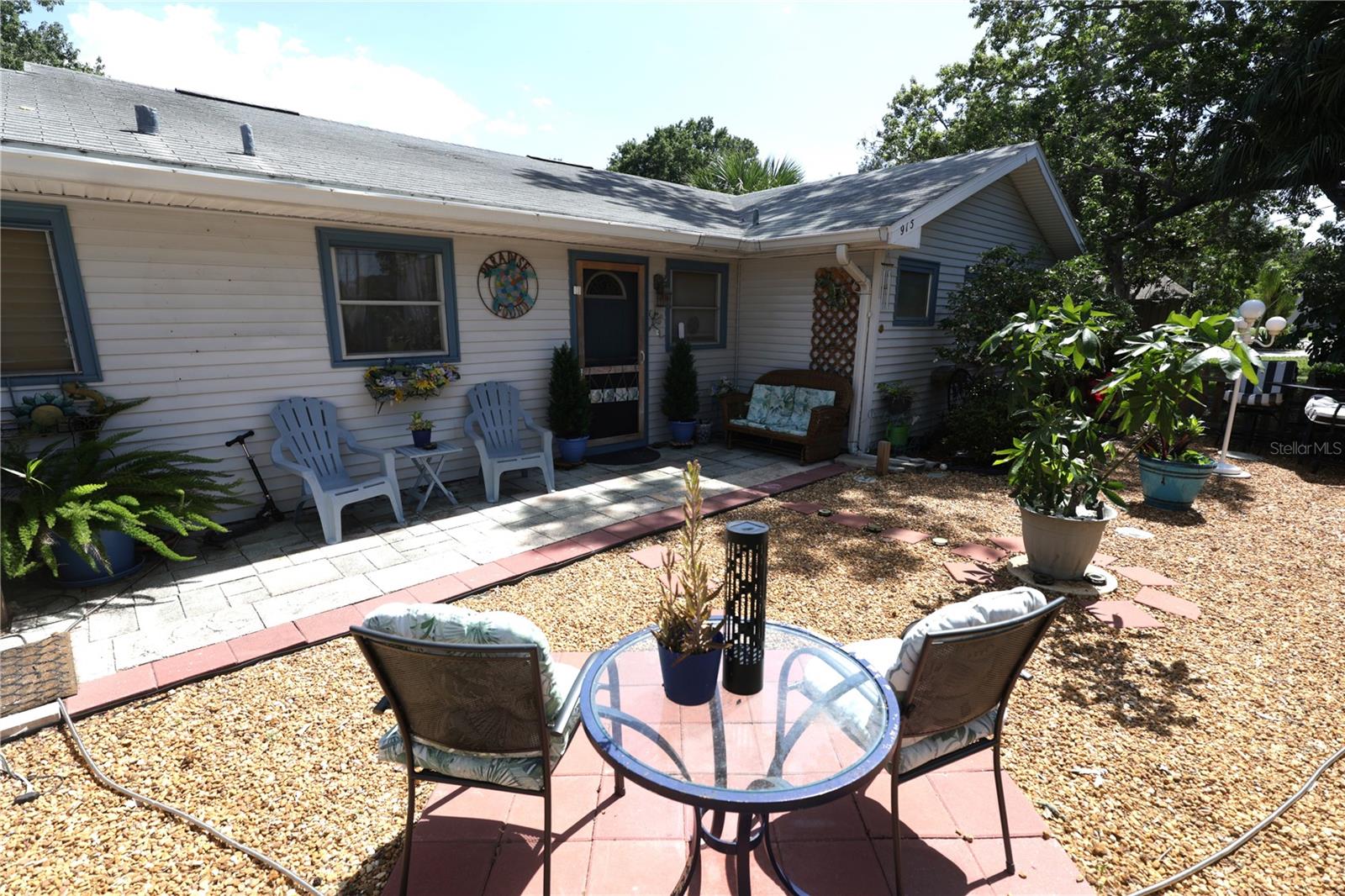 915 Dempsey St, Clearwater, FL 33756