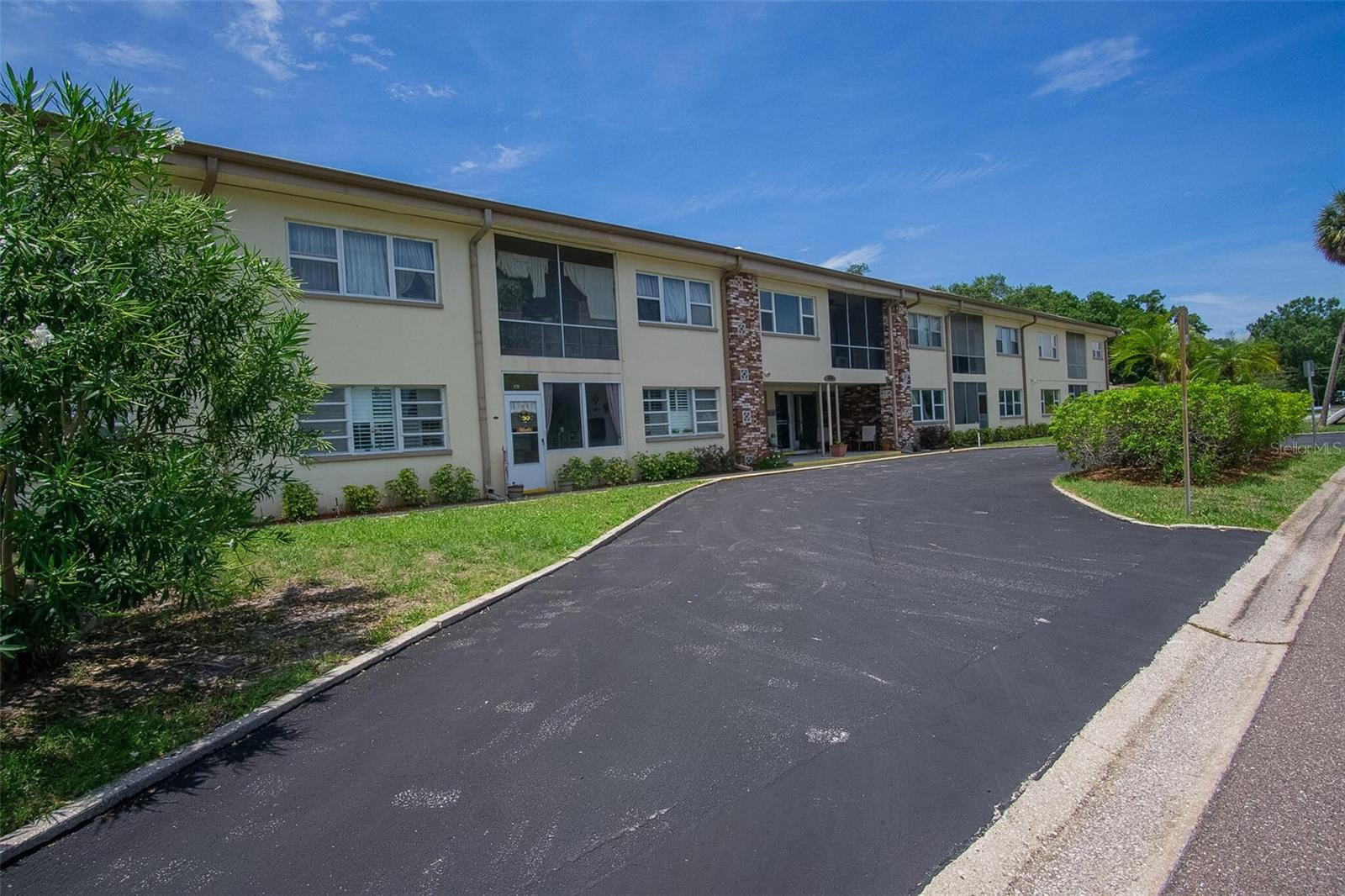 416 73rd Ave N #207, St Petersburg, FL 33702
