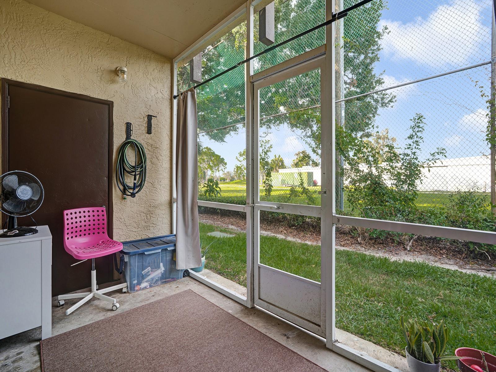 625 N Keene Rd #B, Clearwater, FL 33755