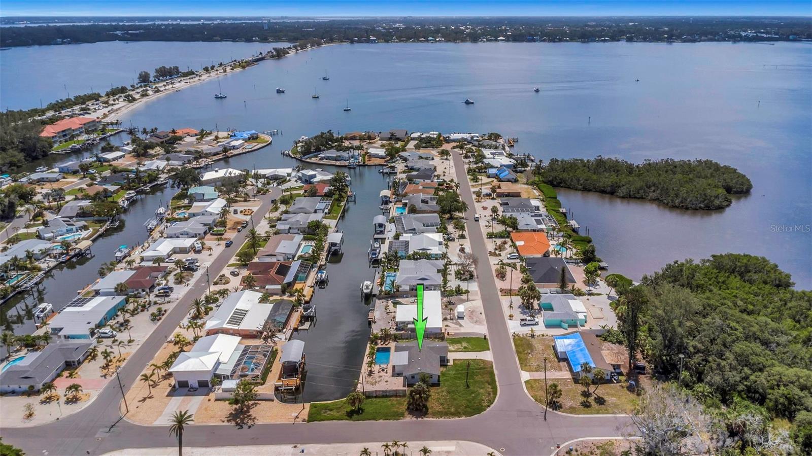 10216 Spoonbill Rd E, Bradenton, FL 34209