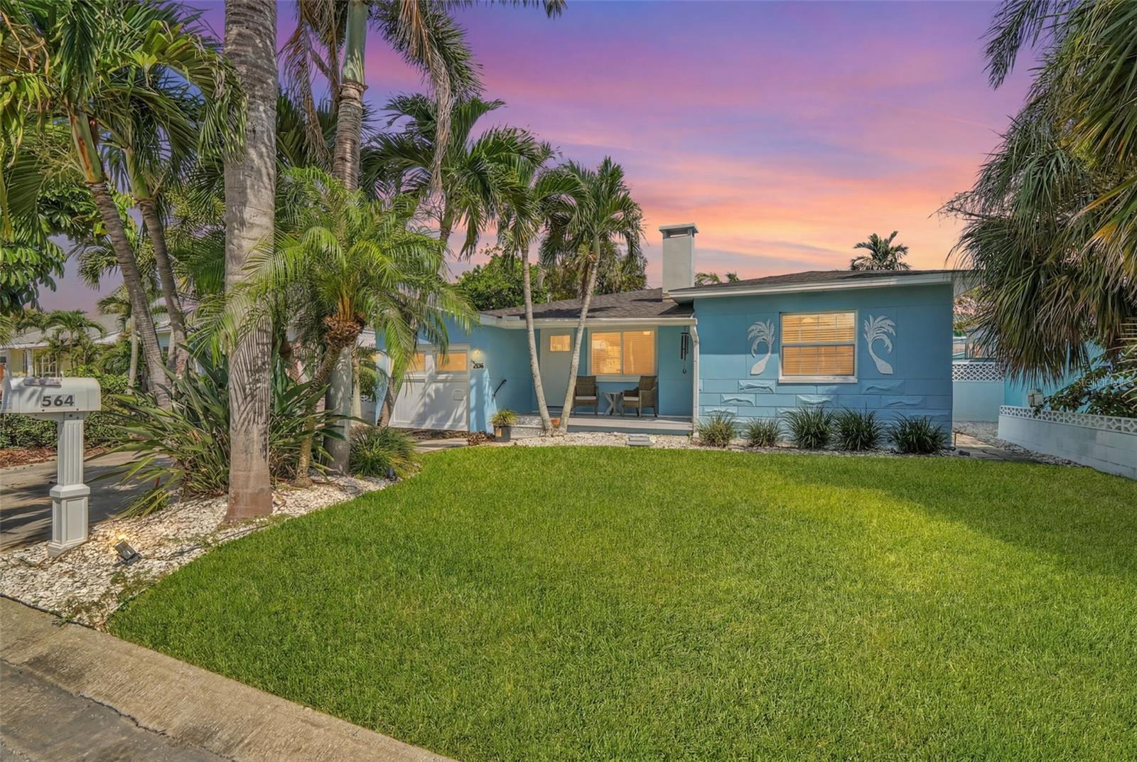 564 70th Ave, St Pete Beach, FL 33706