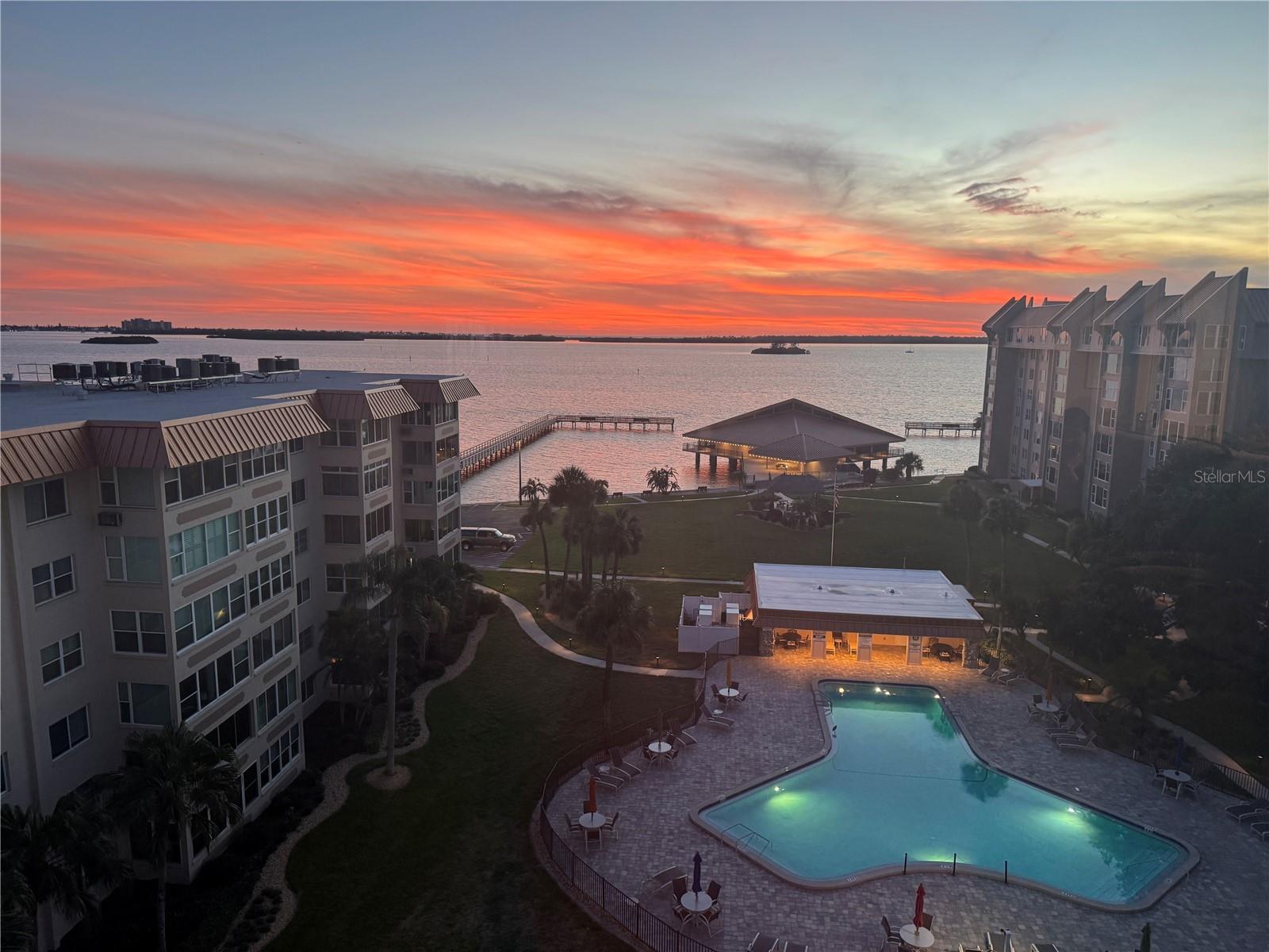 622 Edgewater Dr #823, Dunedin, FL 34698