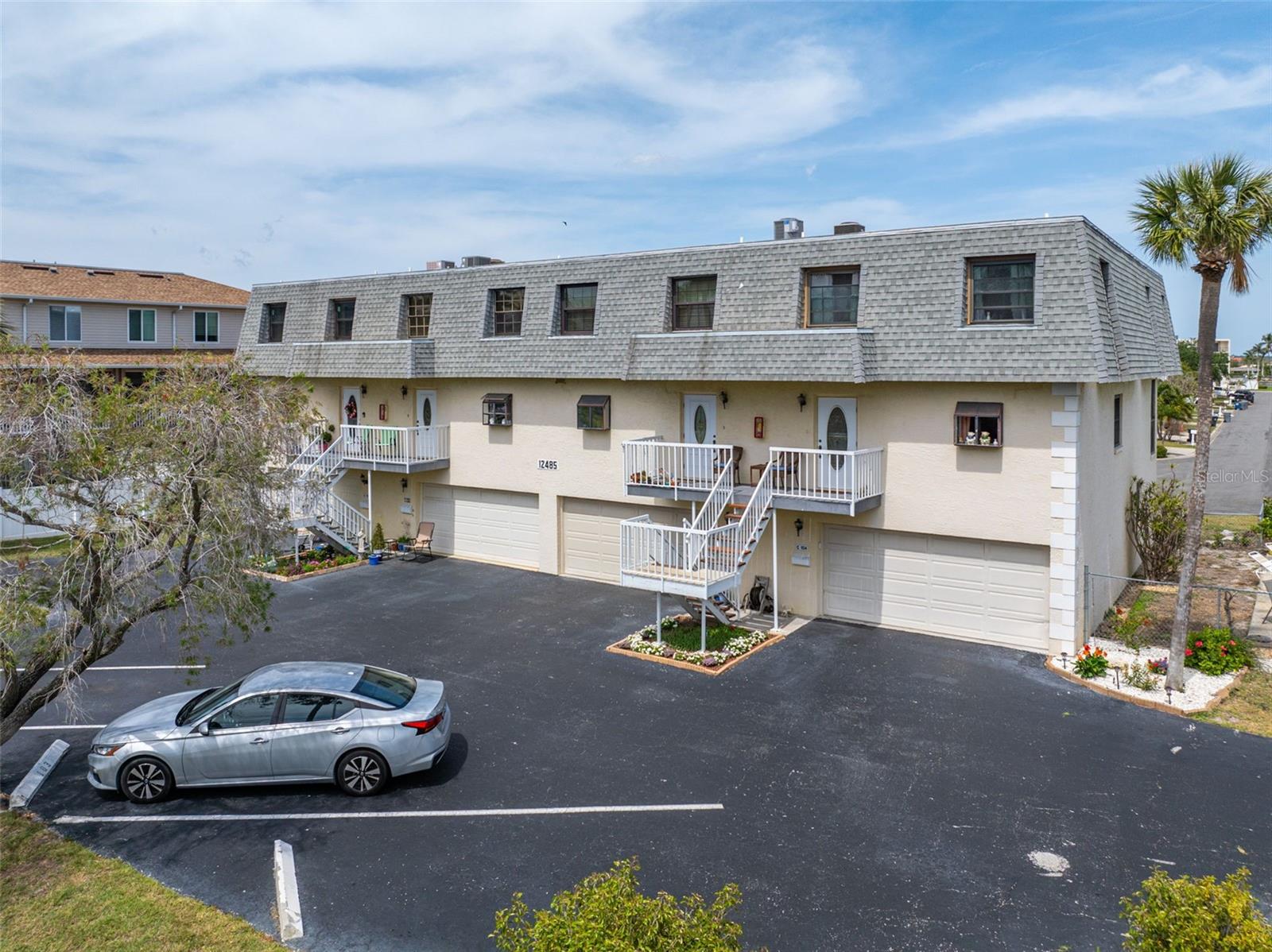 12485 2nd St E #C103, Treasure Island, FL 33706
